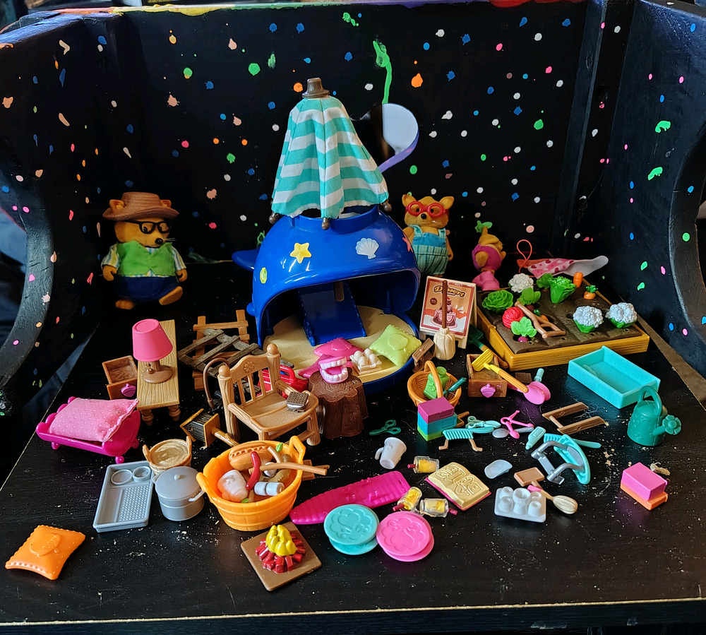 Li'l Woodzeez Fuzzy fox Figures Calico Critters garden brach large toy  Lot f